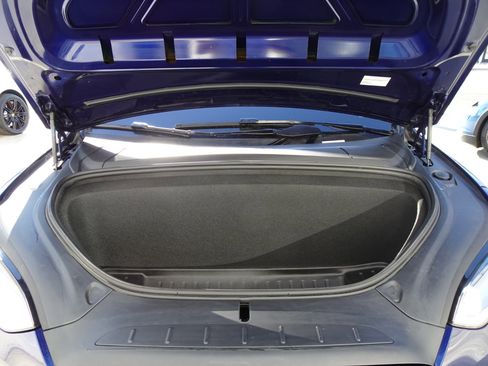 Used 2023 Tesla Model X image 23