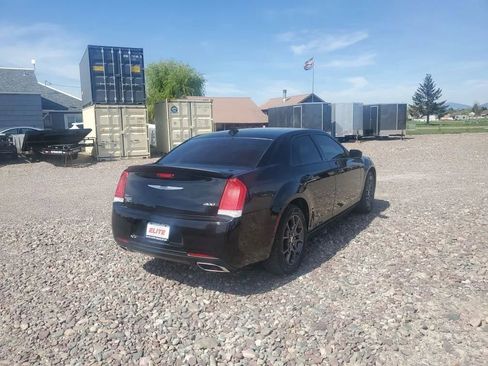 Used 2020 Chrysler 300 Limited image 6