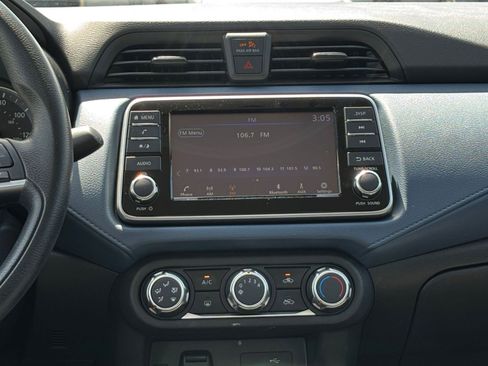 Used 2025 Nissan Versa SV FWD image 20