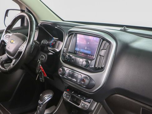 Used 2022 Chevrolet Colorado LT w/ Luxury Package image 26