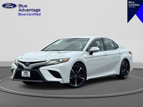 Used 2019 Toyota Camry XSE w/ Navigation Package FWD image 1