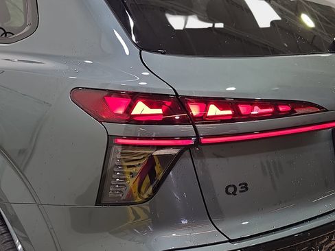 New 2026 Audi Q3 quattro 2.0T AWD/4WD image 35