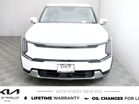 New 2026 Kia EV9 Land AWD/4WD image 2