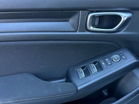 Used 2024 Honda Civic Sport image 10