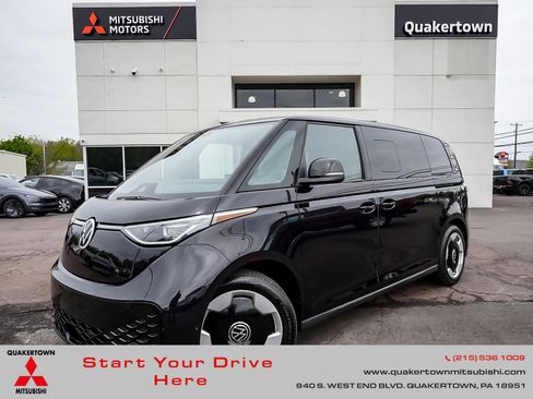 Used 2025 Volkswagen ID. Buzz Pro S RWD image 1