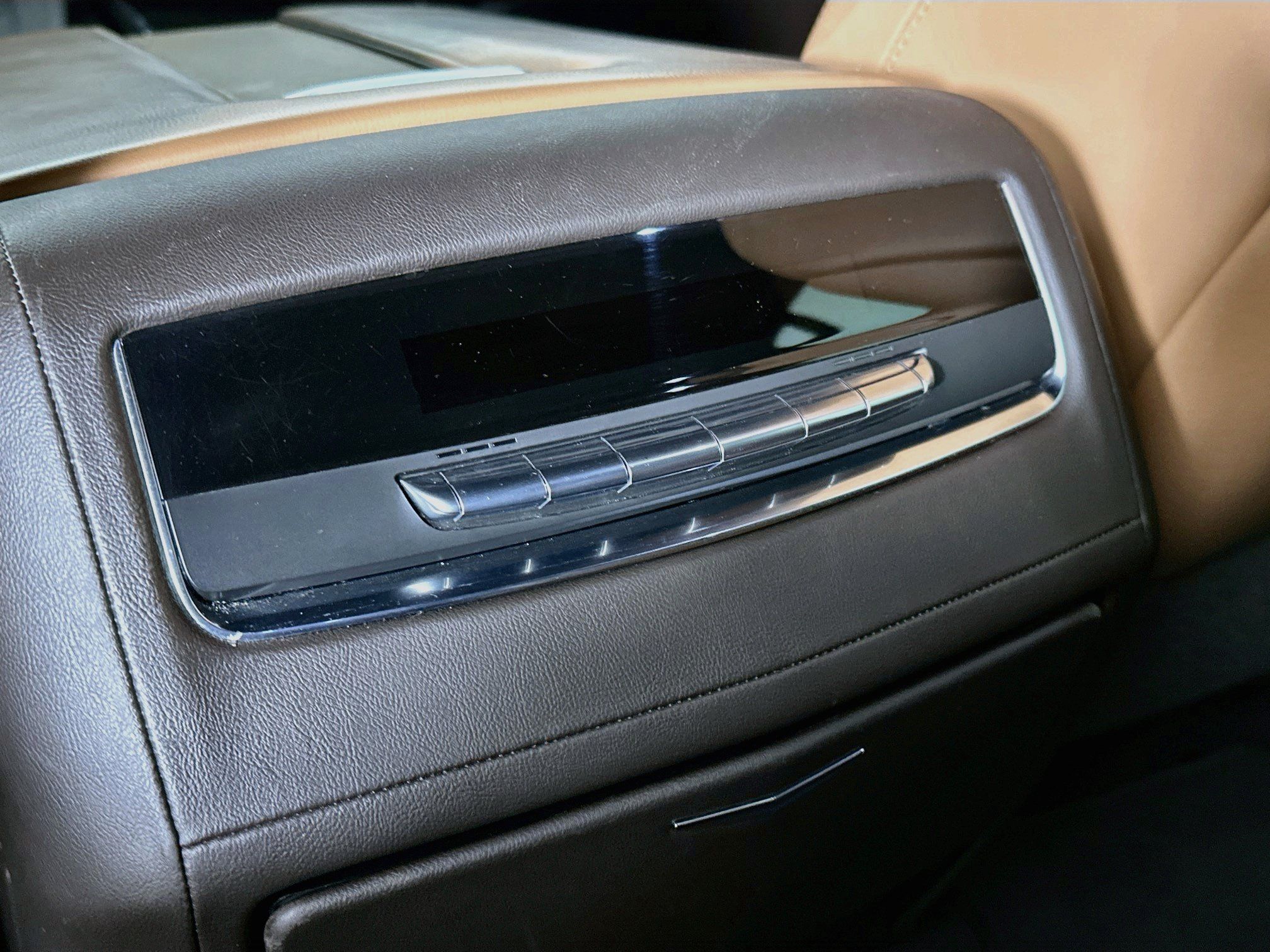 Used 2022 Cadillac Escalade Sport w/ Touring Package AWD/4WD image 26