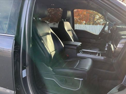 Used 2023 Ford F350 Lariat w/ Chrome Package image 7