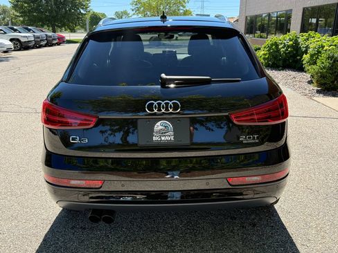 Used 2017 Audi Q3 2.0T Premium AWD/4WD image 4