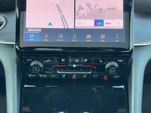 New 2025 Jeep Grand Cherokee L Limited w/ Luxury Tech Group II AWD/4WD image 10