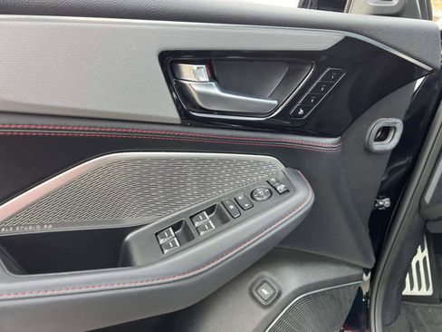 Used 2023 Acura MDX A-Spec image 18