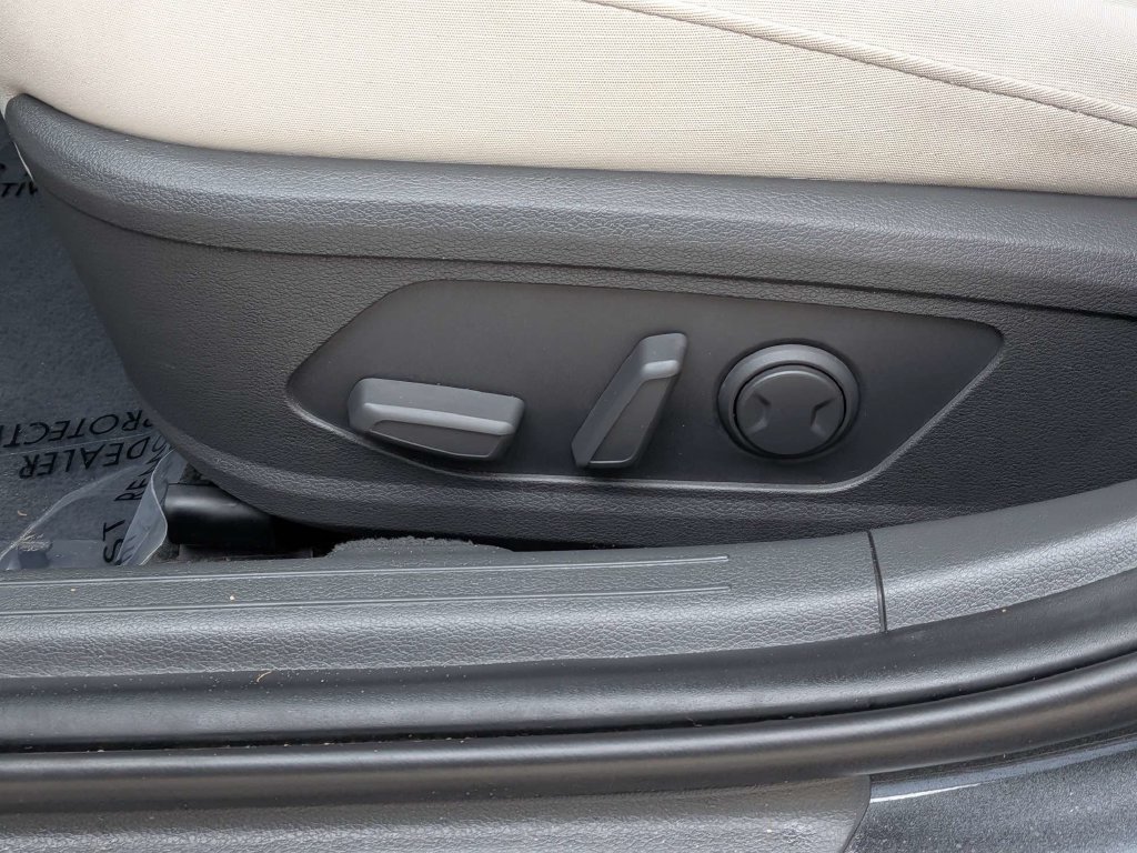 Used 2025 Hyundai Sonata SEL FWD image 18