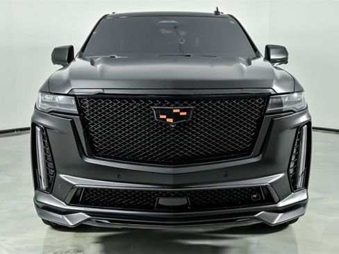 Used 2023 Cadillac Escalade V AWD/4WD image 5