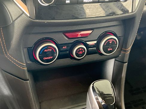 Used 2023 Subaru Crosstrek 2.5i Limited w/ Moonroof Package image 15