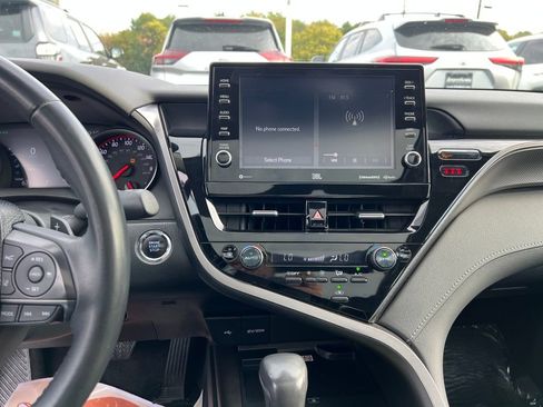 Used 2024 Toyota Camry XSE image 23