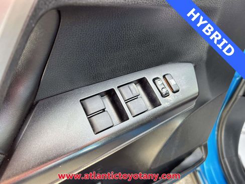 Used 2017 Toyota RAV4 XLE image 24
