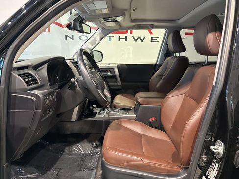 Used 2023 Toyota 4Runner Limited AWD/4WD image 13