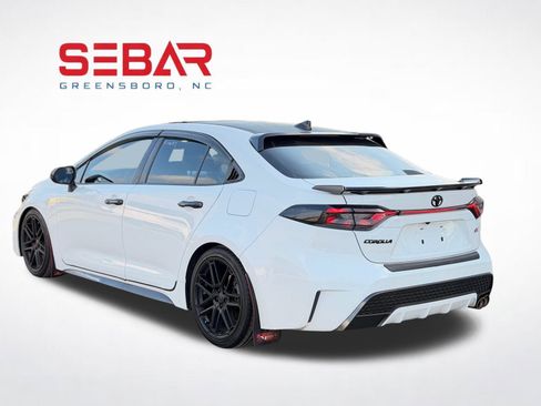 Used 2020 Toyota Corolla SE w/ SE Premium Package image 13