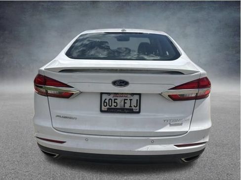 Used 2019 Ford Fusion Titanium FWD image 6