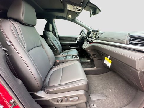 New 2026 Honda Odyssey Sport-L image 25