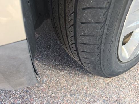 Used 2016 Chevrolet Equinox LT image 4