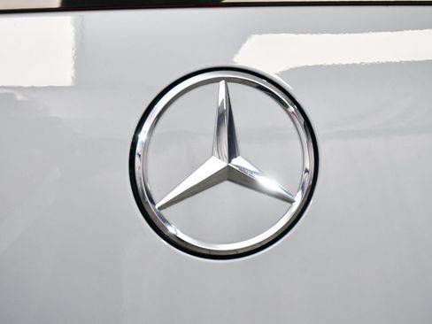 Used 2025 Mercedes-Benz GLC 63 AMG S image 97