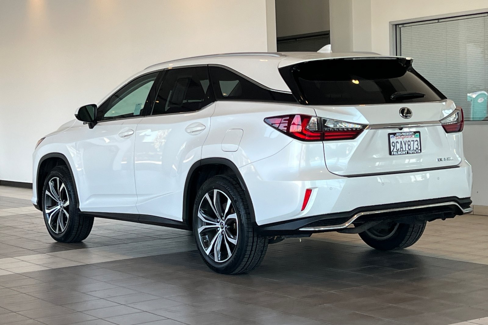 Used 2018 Lexus RX 350L FWD image 6