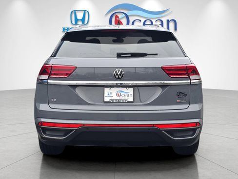 Used 2021 Volkswagen Atlas Cross Sport SE image 4