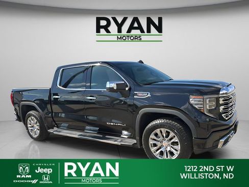 Used 2022 GMC Sierra 1500 Denali AWD/4WD image 1