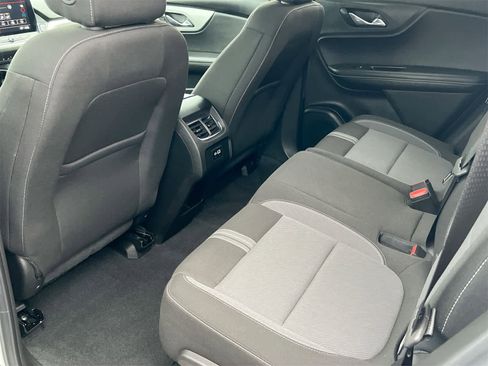 Used 2025 Chevrolet Blazer LT w/ Driver Confidence Package image 18