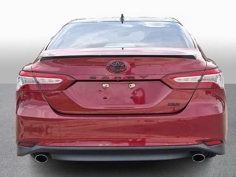 Used 2018 Toyota Camry XLE w/ Driver Assist Package FWD image 5