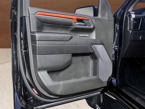 Used 2022 GMC Sierra 1500 Denali image 23