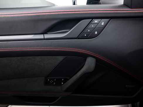 Certified 2024 Porsche 911 Targa 4 GTS image 16