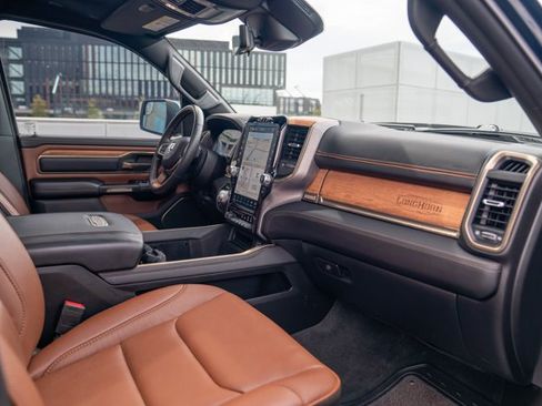 Used 2023 RAM 1500 Limited AWD/4WD image 26