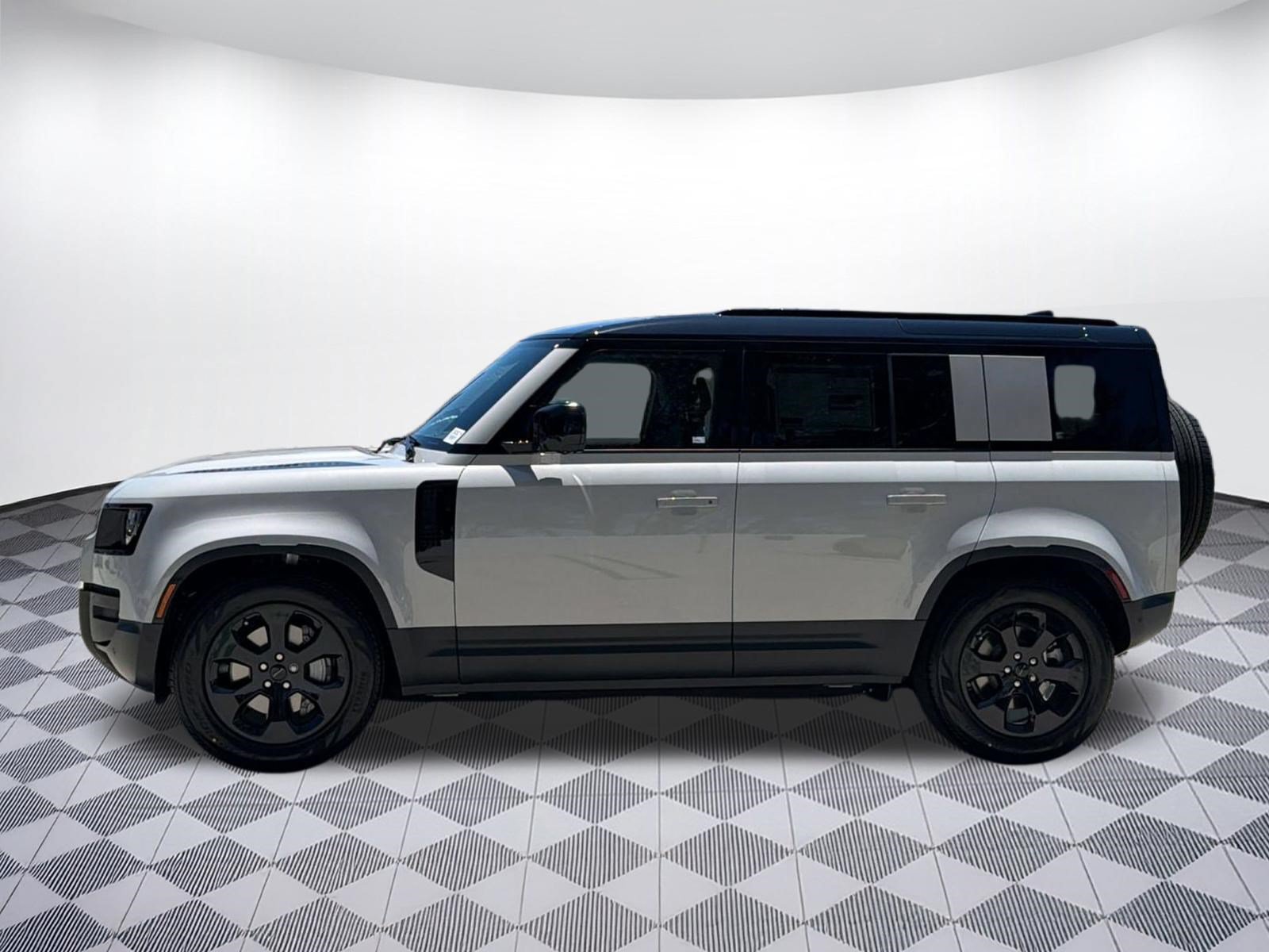 New 2026 Land Rover Defender 110 S AWD/4WD image 2