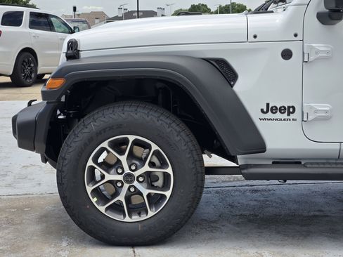 New 2025 Jeep Wrangler Sport S image 5