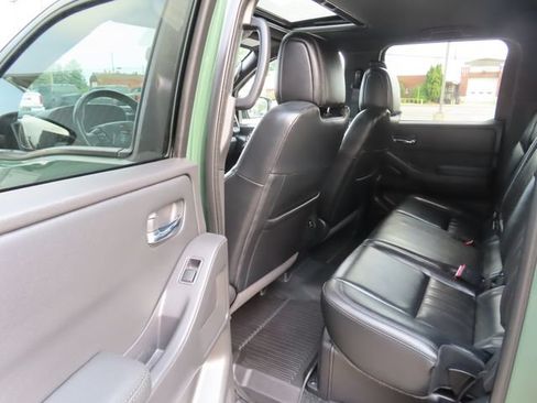 Used 2022 Nissan Frontier PRO-4X AWD/4WD image 22