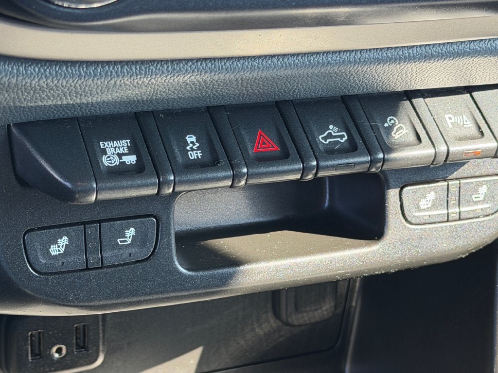 Used 2020 Chevrolet Colorado Z71 AWD/4WD image 34