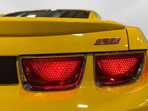 Used 2010 Chevrolet Camaro SS w/ RS Package image 41