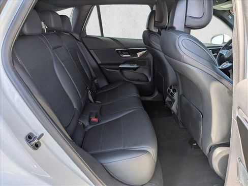 Used 2026 Mercedes-Benz GLC 300 image 19