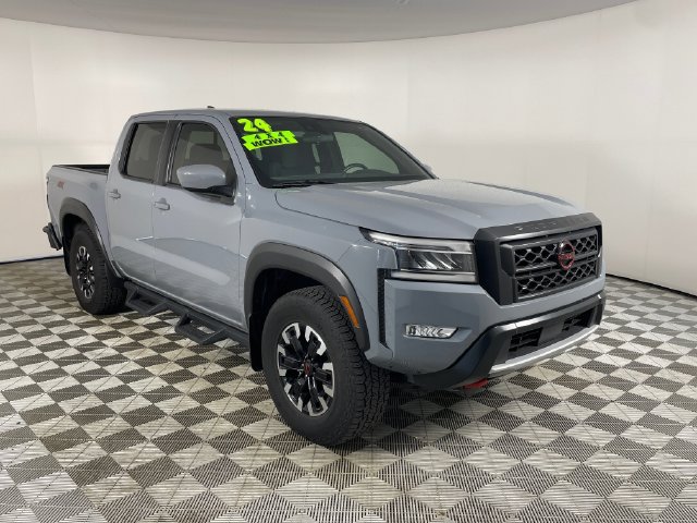 Used 2024 Nissan Frontier PRO-4X w/ Technology Package AWD/4WD image 16