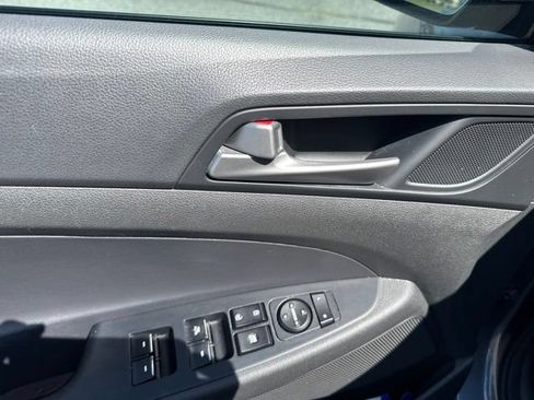 Used 2018 Hyundai Tucson Limited w/ Ultimate Package 02 FWD image 15