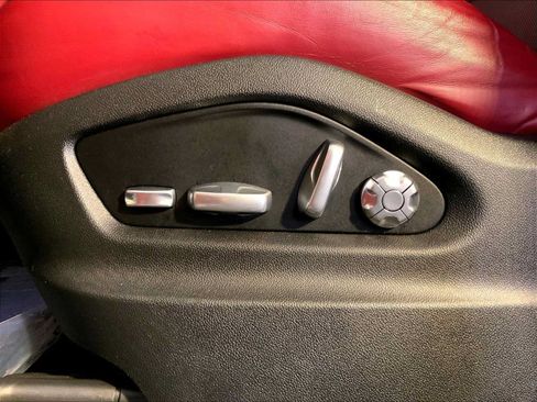 Used 2021 Porsche Cayenne AWD/4WD image 39