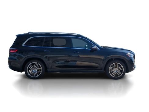 Used 2025 Mercedes-Benz GLS 450 4MATIC image 9
