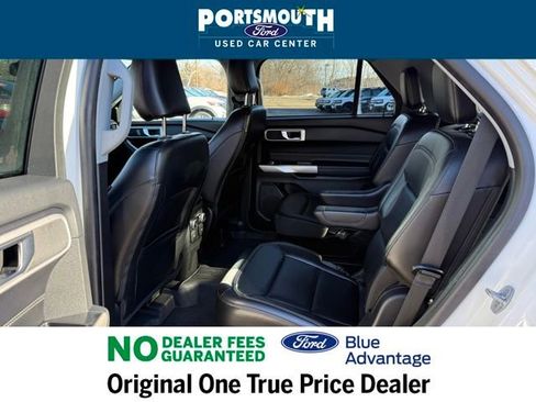 Certified 2022 Ford Explorer XLT w/ Equipment Group 202A image 5