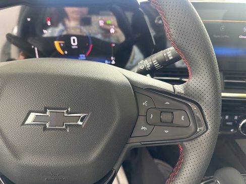 New 2026 Chevrolet Trax RS w/ Sunroof Package image 25