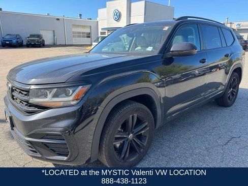 Certified 2023 Volkswagen Atlas SEL R-Line AWD/4WD image 1