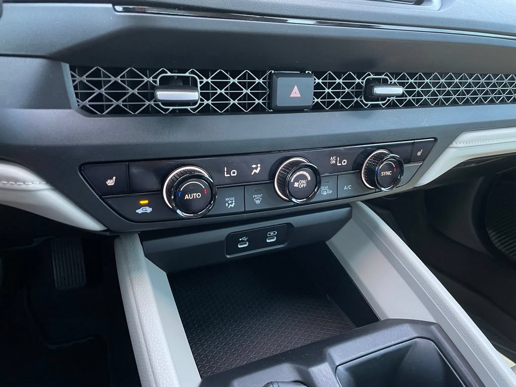 Used 2023 Honda Accord EX image 17