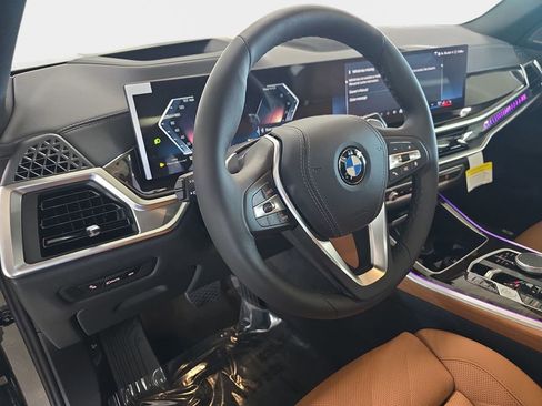 New 2026 BMW X5 sDrive40i image 13