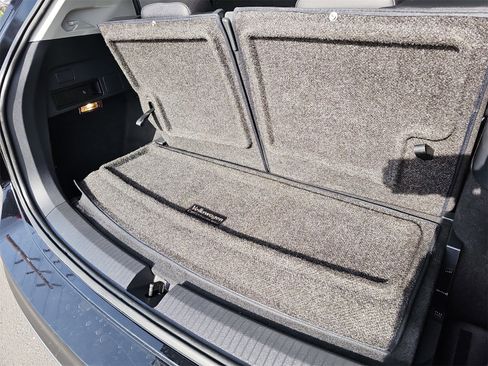 Certified 2020 Volkswagen Tiguan SEL image 13