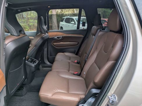 Certified 2023 Volvo XC90 B5 Plus w/ Protection Package Premier AWD/4WD image 14